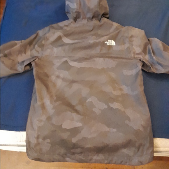 Men’s North Face Water Resistant Windbreaker Small - Picture 4 of 6